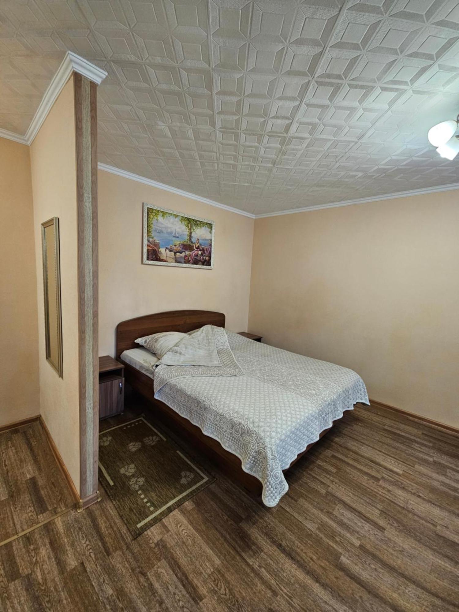 Lux Apartment On Potanina 19 Ustʼ-Kamenogorsk Eksteriør bilde