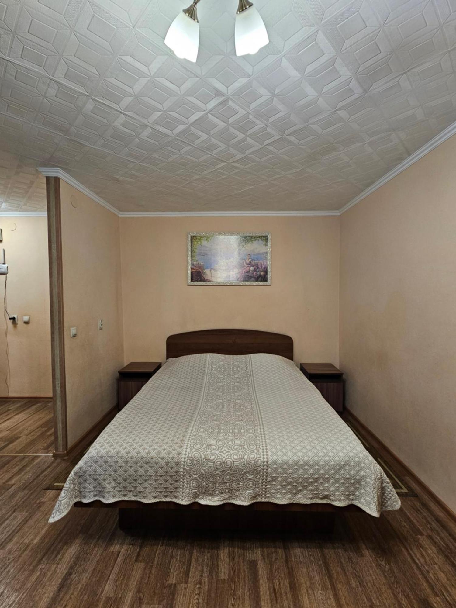 Lux Apartment On Potanina 19 Ustʼ-Kamenogorsk Eksteriør bilde